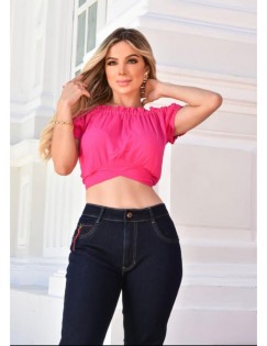 Calça jeans lavado, com lycra,