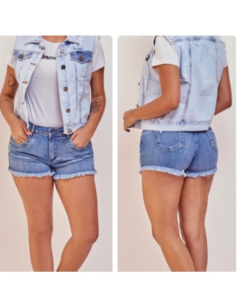 Short Jeans  com bolso porta moedas