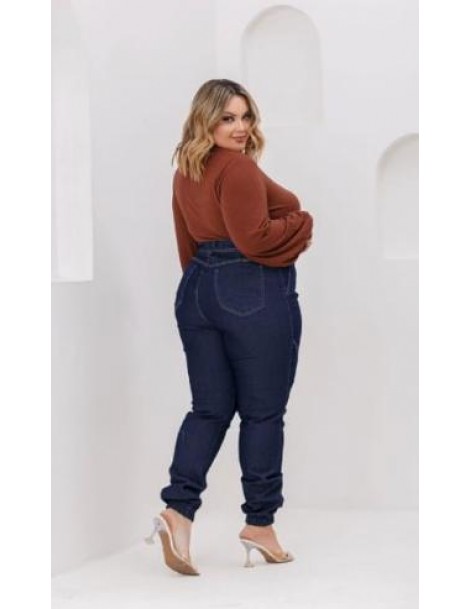 Calça jeans Plus Size escuro, com lycra