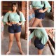 Short Jeans escuro , repique lateral 